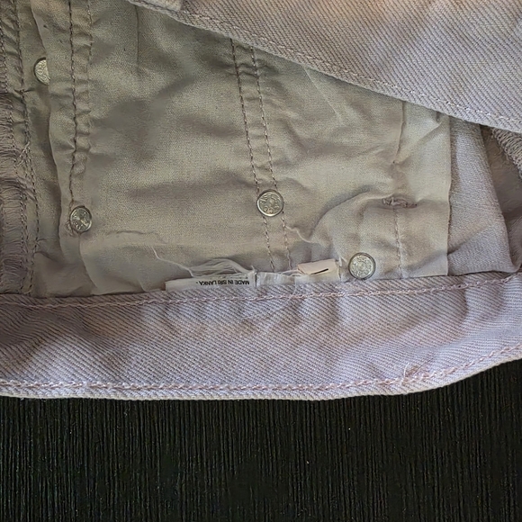 Levi's 501 Lavender Buttonfly Cutoff Denim Shorts - Picture 3 of 8